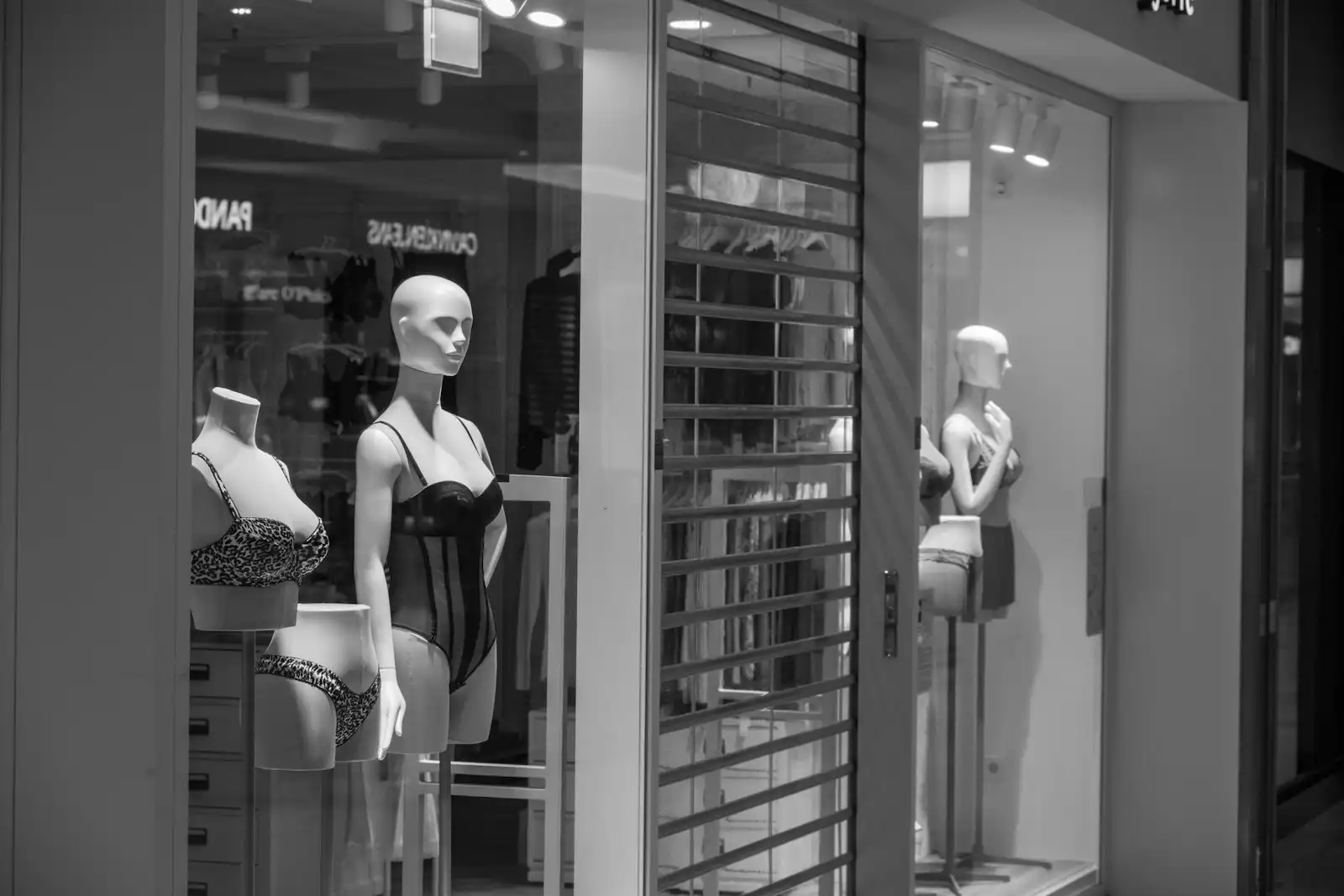 Mannequins in a store window display